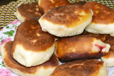 placki z czarną porzeczką placki z czarną porzeczką