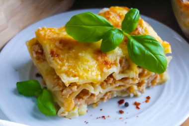 lasagne klasyczna z mięsem mielonym w piekarniku prosta