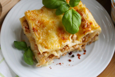 lasagne klasyczna z mięsem mielonym w piekarniku prosta