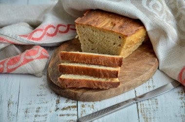 chleb pszenny na zakwasie żytnim w piekarniku