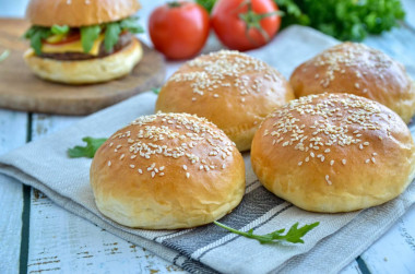 domowe bułeczki hamburgerowe jak w McDonaldzie