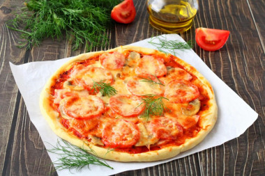 pizza na cienkim cieście bez drożdży