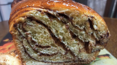 babka z nadzieniem czekoladowym