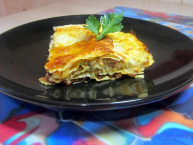 leniwa lasagne z koperkiem i czosnkiem pita