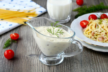 sos do makaronu carbonara ze śmietaną