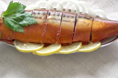 makrela wędzona w pikantnej herbacie solenie makrela wędzona w pikantnej herbacie solenie