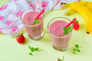 Smoothie truskawka banan