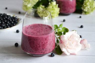 smoothie z jagodami