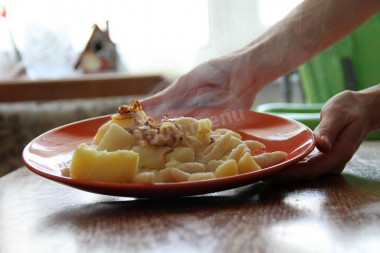 ziemniaki-pyszne pierożki z ziemniakami na obiad